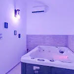 Aca Luxury