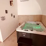 Alojamento de Acomodação e Pequeno-almoço Aca Luxury 3*
