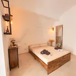 Aca Luxury Alojamento de Acomodação e Pequeno-almoço 3*